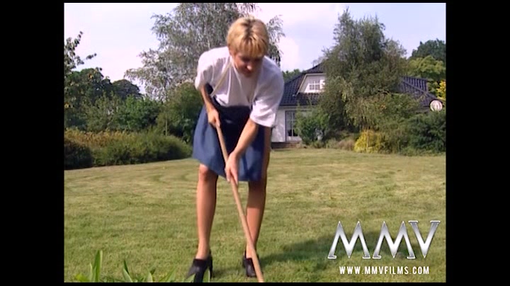 Sexy Gardener - MMVfilms