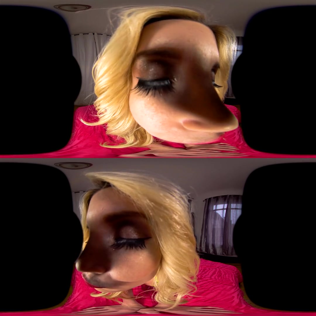 Piper Perri in The Biggest Cock! - HoloGirlsVR