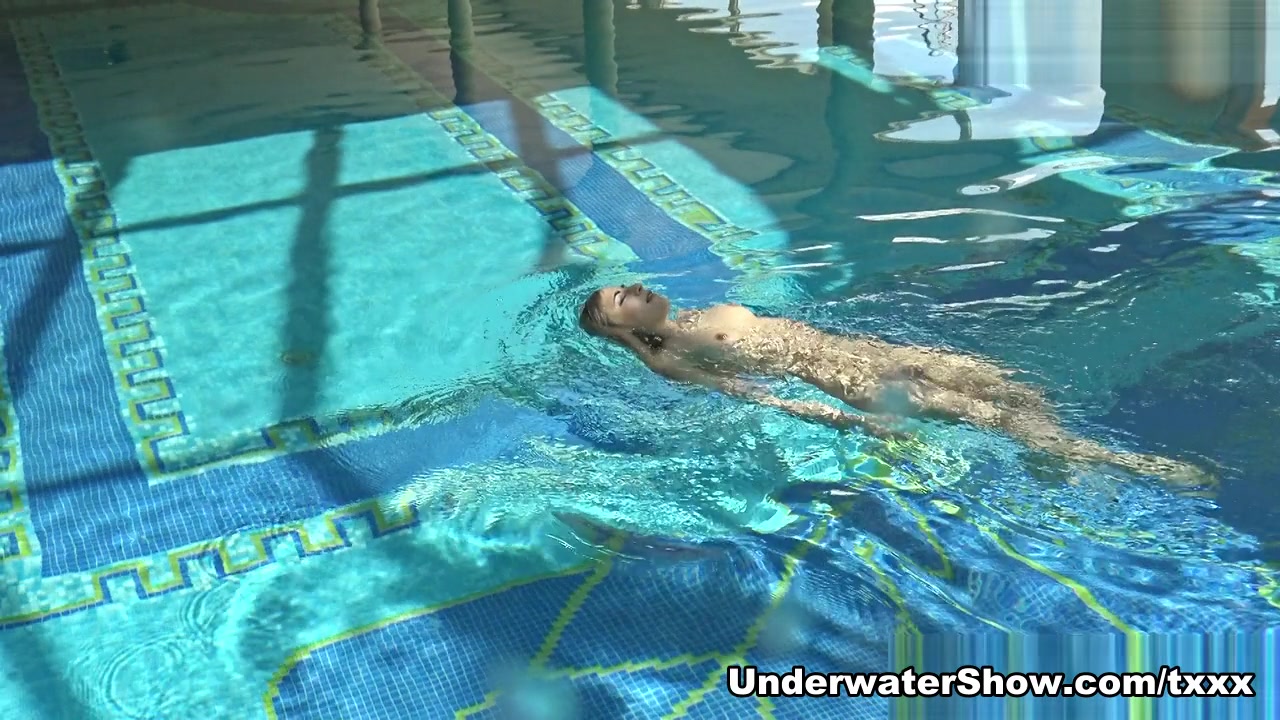 Cruz Video - UnderwaterShow