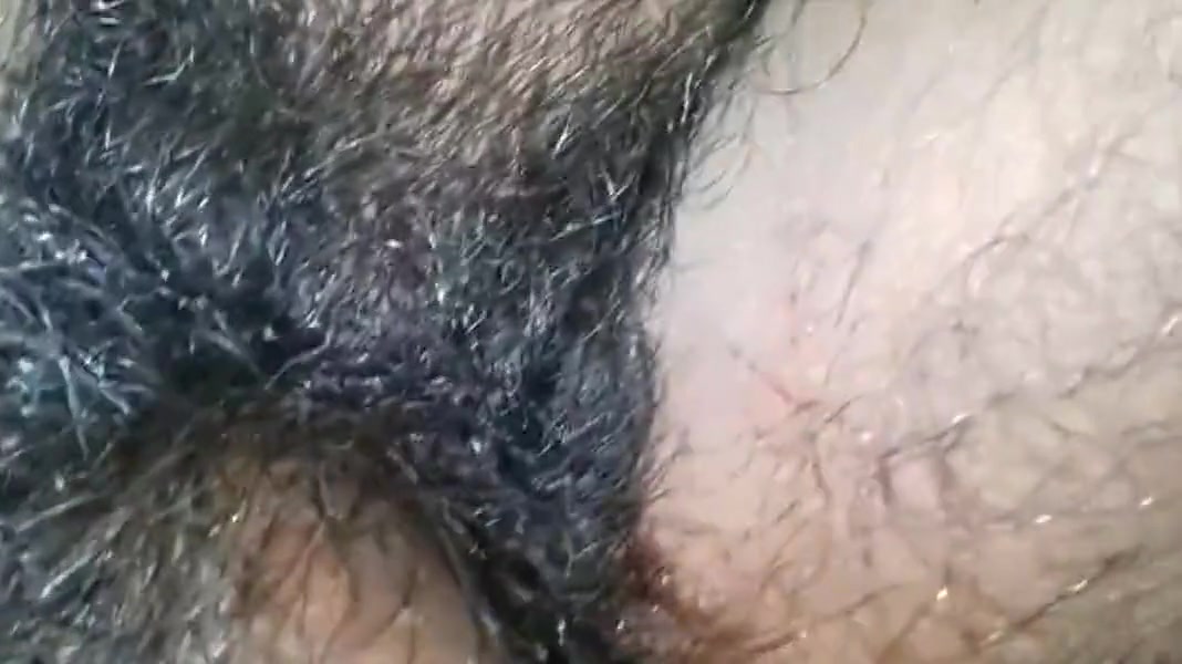 How Do Single Guys Masturbate