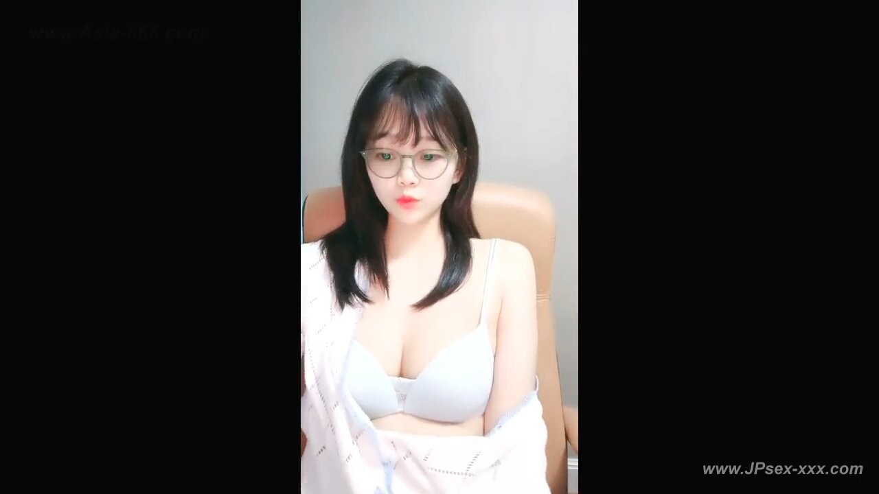 chinese teens 18+ live chat with mobile phone.***