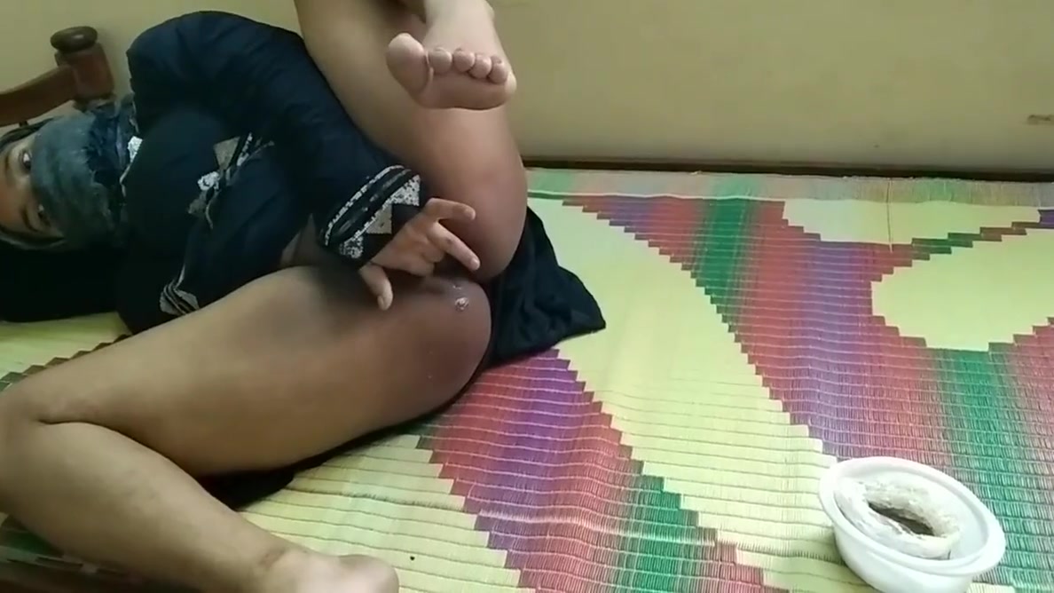 Muslim Hijab Bhabhi Want Anal Hardcore By Hindu Lover