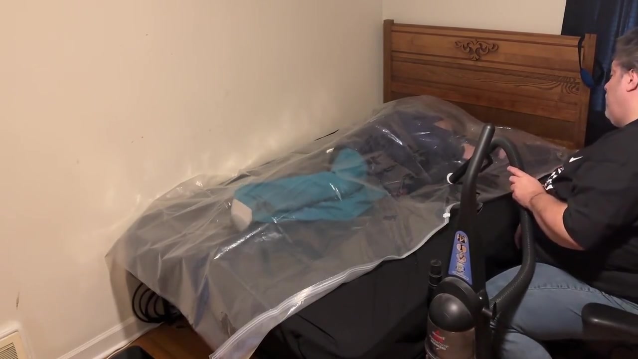 Jan 3 2023 - Vacpacked In My Blue Pvc Raincoat With My Pvc Aprons And Blue Lead Apron