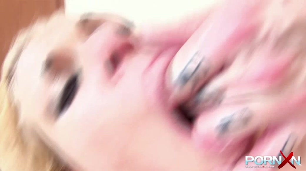 Extreme Office Penetration - pornxn.com