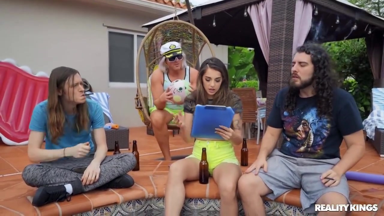 Party Crew Has 1 More Old Vs. Young Xxx Action By The Pool