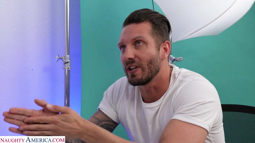 Skylar Vox wants her friend's Step dad cock in her tight pussy in exchange for some HOT Photos - mydadshotgirlfriend