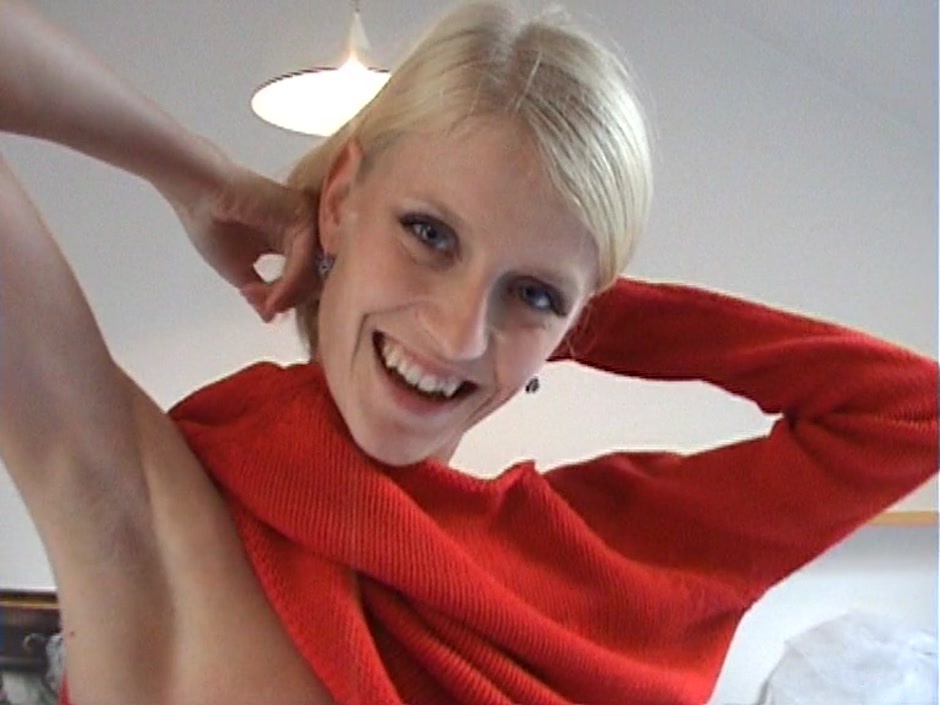 Katerina Sz. in blonde sucks and fucks in this amature video