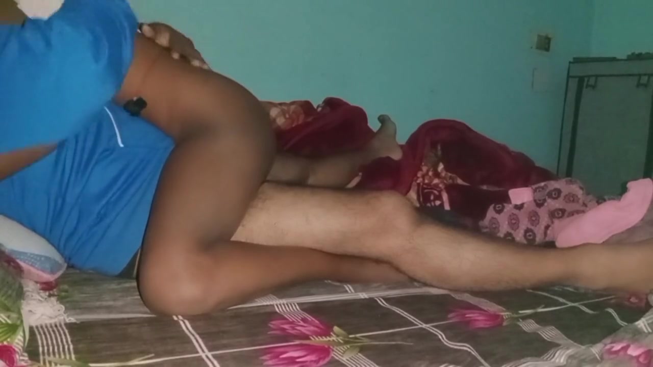 Girlfriend Ko Ghar Bula Ke Choda Homemade Sex With 18+ Girlfriend