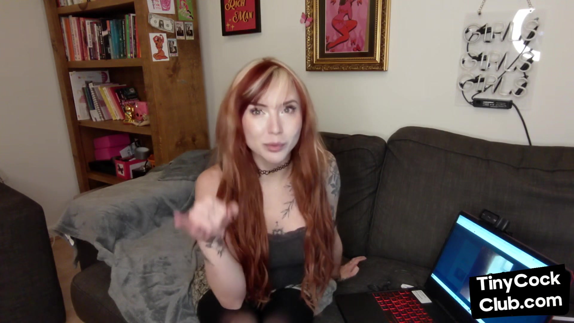 Solo SPH babe humiliating small cocks with her dirty talk