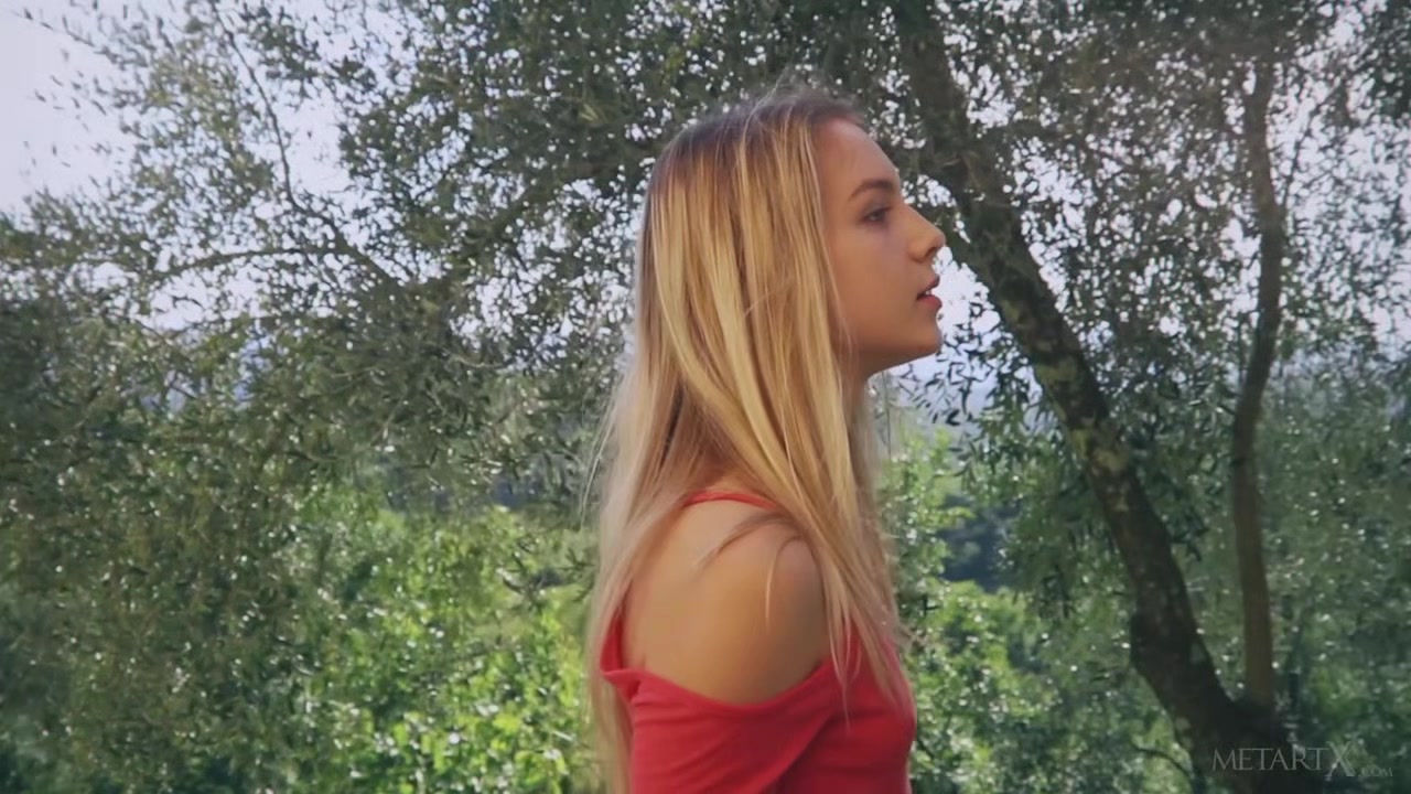 Outside Dream 2 - Arya - MetArtX