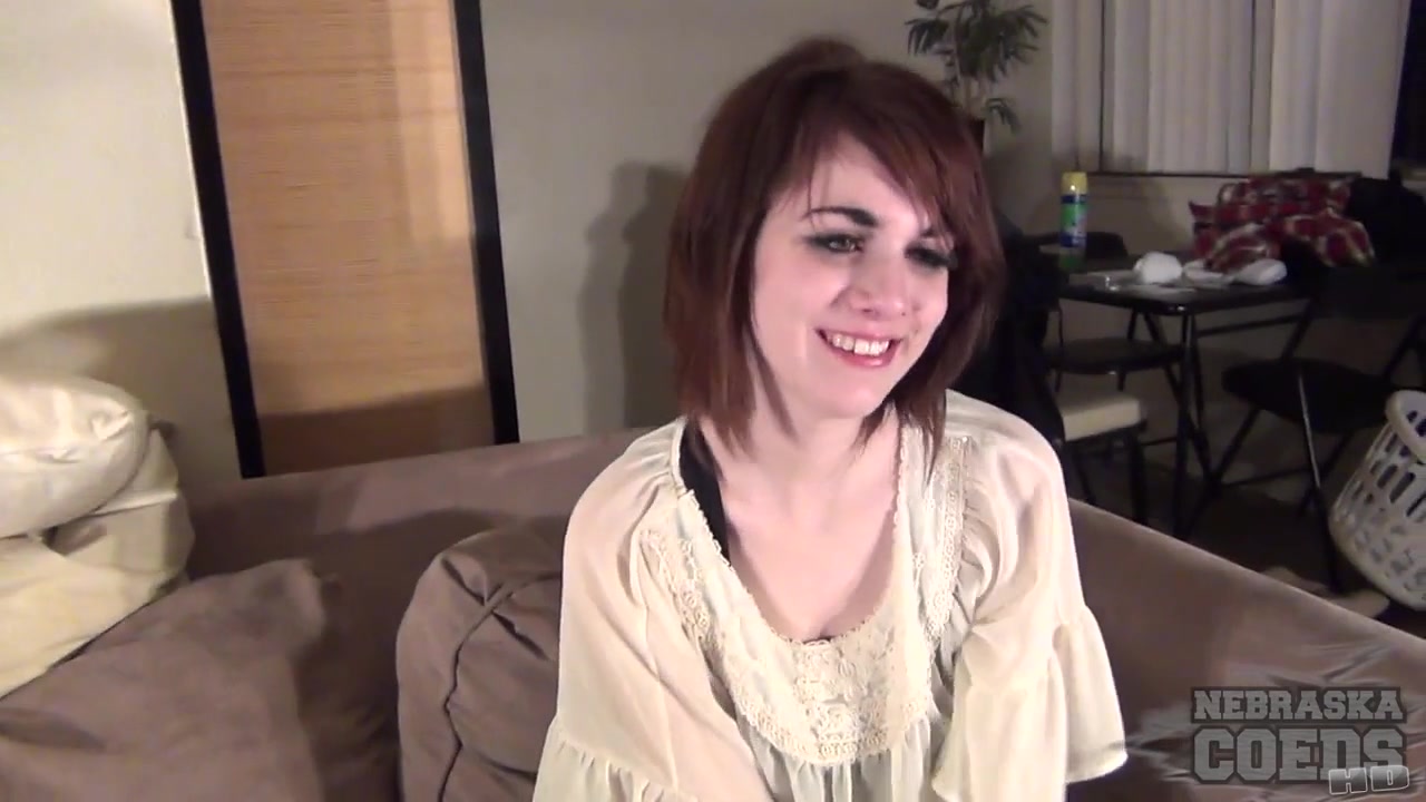 Sexy Shy Mila First Time Naked On Camera Des Moines Iowa Girl - NebraskaCoeds