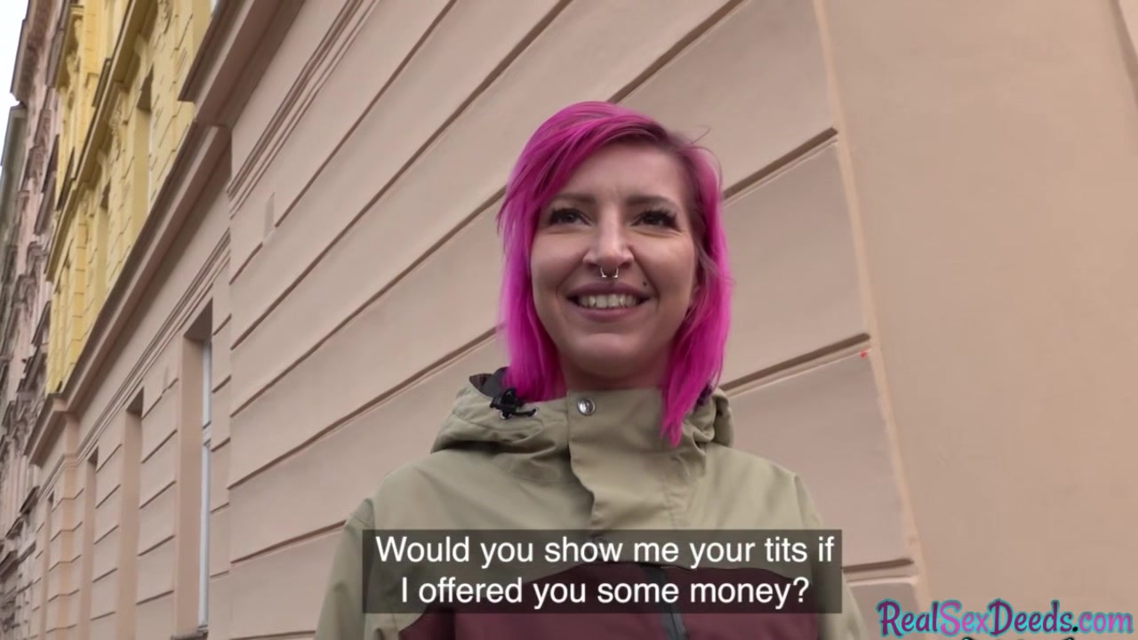 Czech babe pulled into giving head and banging for cash