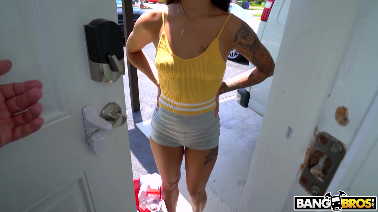 Colombian Maid Fuck Fest