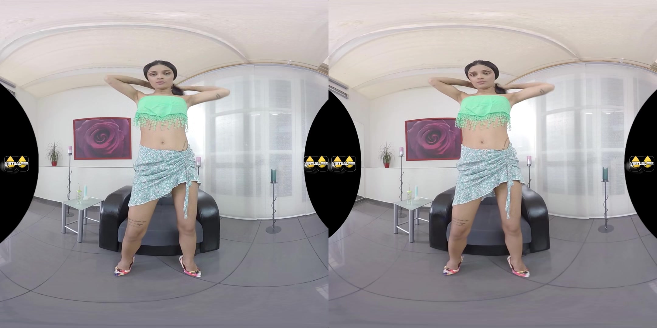 Breiny Zoe - Virtualpee - Vr Porn Video