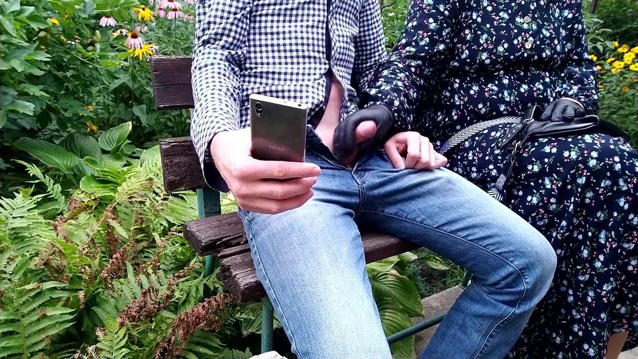 Neighbor Secretly Asked For My Cum For Her Cuckold Hubby I Couldnt Resist Her Temptation Right On The Street