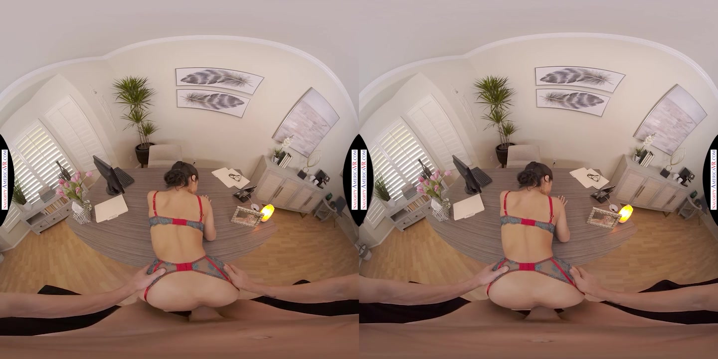 Your Marriage Counselor Crystal Rush Wants To Fuck Your Brains Out