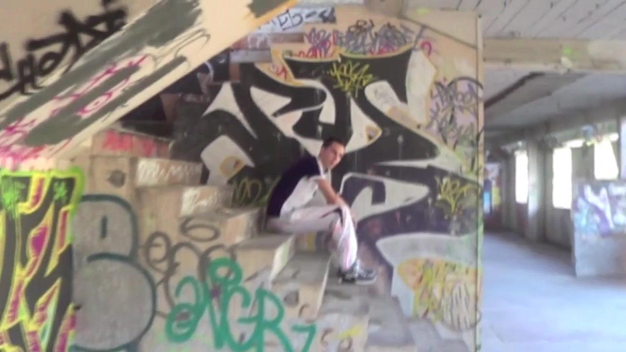 French twink fuck in discreet place outdoor - CrunchBoy