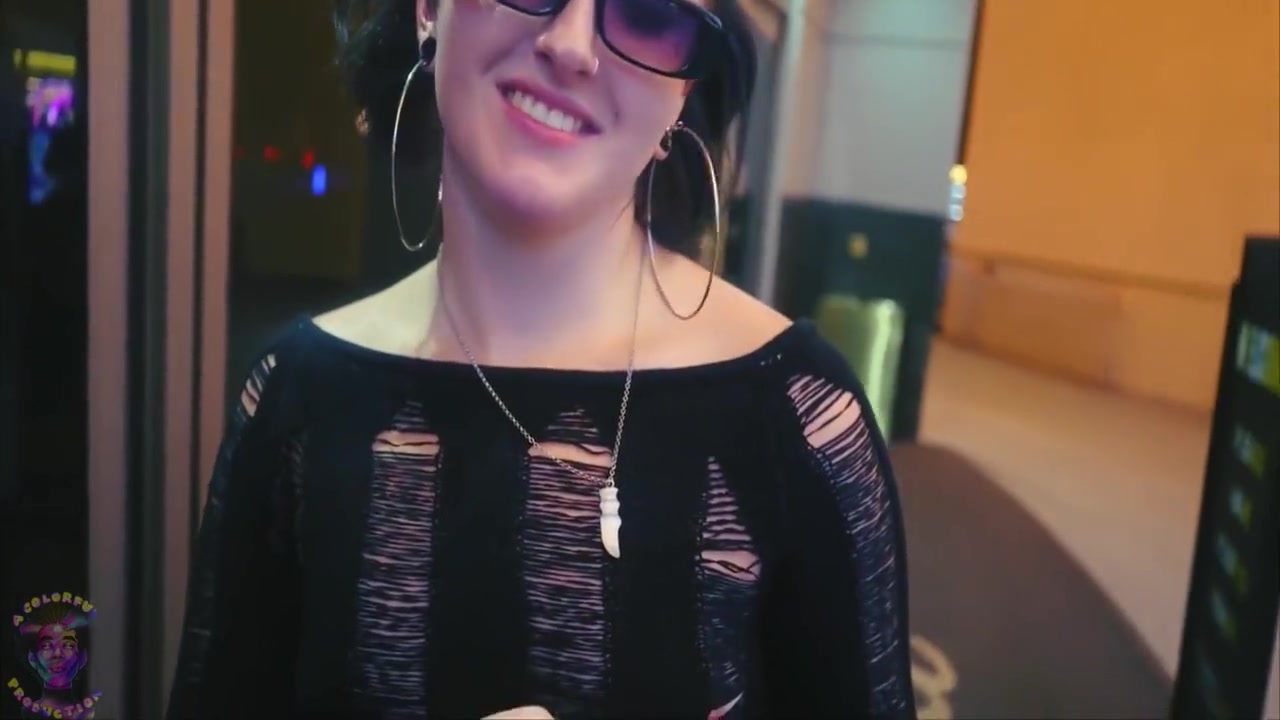 Raven Vice, Slut Raven And L A S - Super Hot White Gets Greeted And Seduced By Old Man At The Golden Gate Casino In Vegas 6 Min