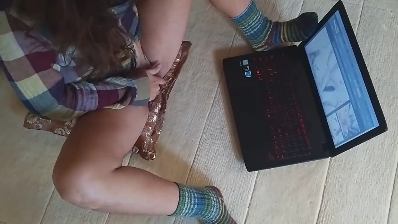 Natural Hairy Pussy Girl Watching Porn And Masturbate With 3 Ping Pong Balls