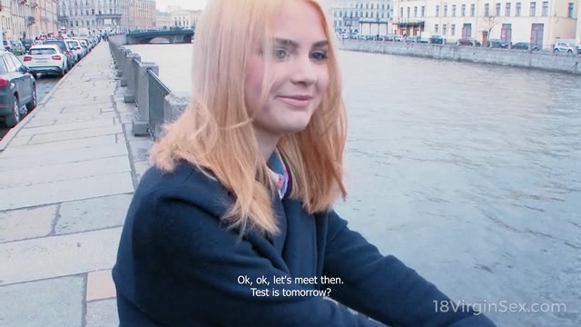 Talented dude gives his hot babe a satisfying cunnilingus