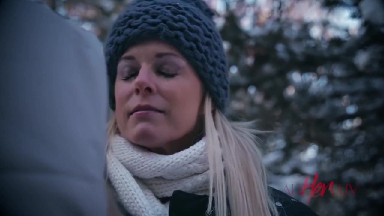 Scarlett Sage And India Summer - Snowballs With Silver Linings Ii - Sneak Peek