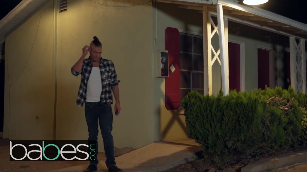BABES - Jill Kassidy Xander Corvus - Little Runaway