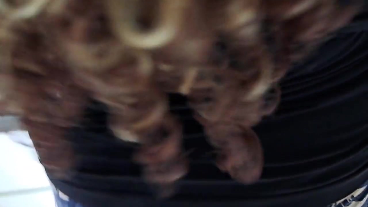 I Convince My Stepsister To Suck My Dick In The Kitchen. Pov
