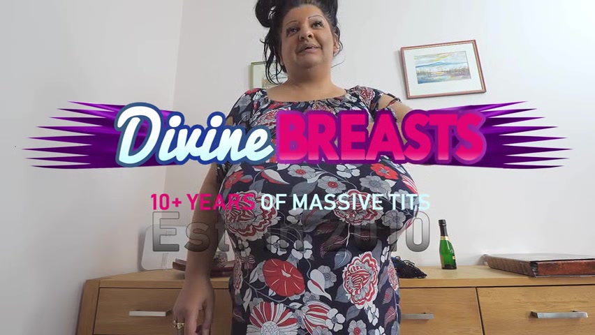 Esmeralda Busty Self Suck