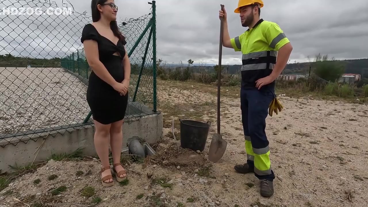Construction Worker Fucks Curious Girl And Cums Inside. 11 M