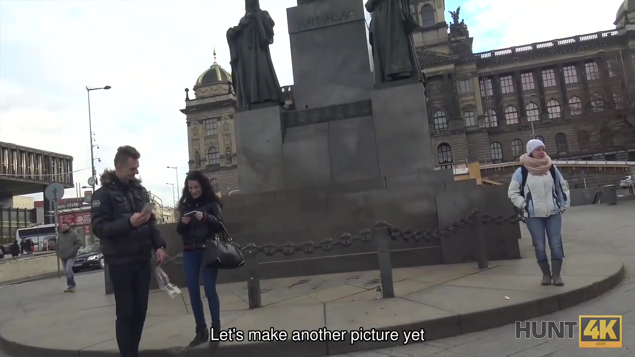 HUNT4K. Money make guy eager to sold his girlfriend's moist cunny