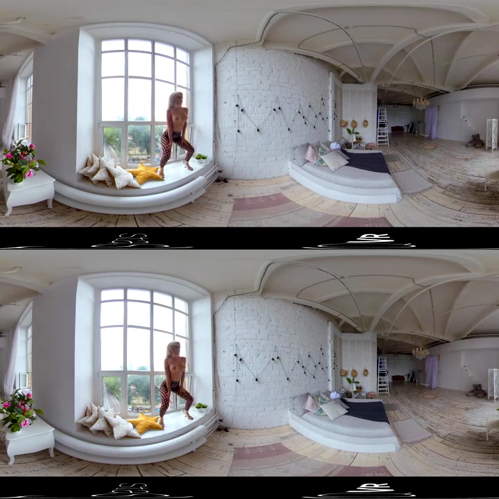 VR porn - Fishnet Goddess - StasyQVR