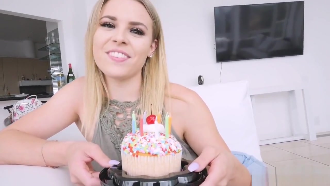 Nailing His Soaked Stepsister Aubrey Sinclair