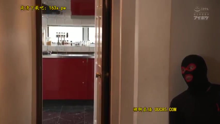 MWT911-YFSFEKJZVI926043999
