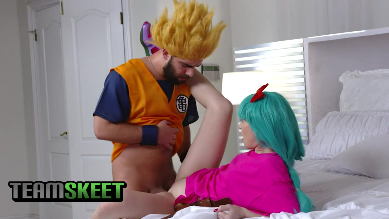 TeenPies - teen 18+ Cosplay Cutie Sucks A Big Dick