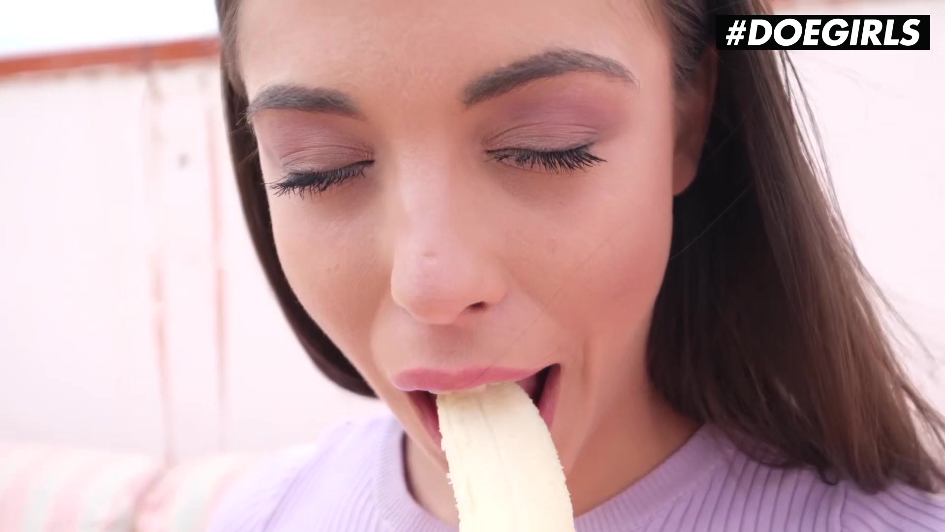 DOEGIRLS - Hot Tiny teen 18+ Anastasia Brokelyn Anal Masturbation In Quarantine