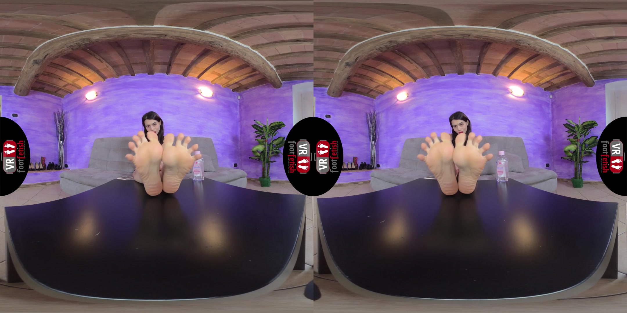 Super-hot Petra Spreads Her Delicious Toes And Wears Transparent Open-toe Sandals - VRFootFetish