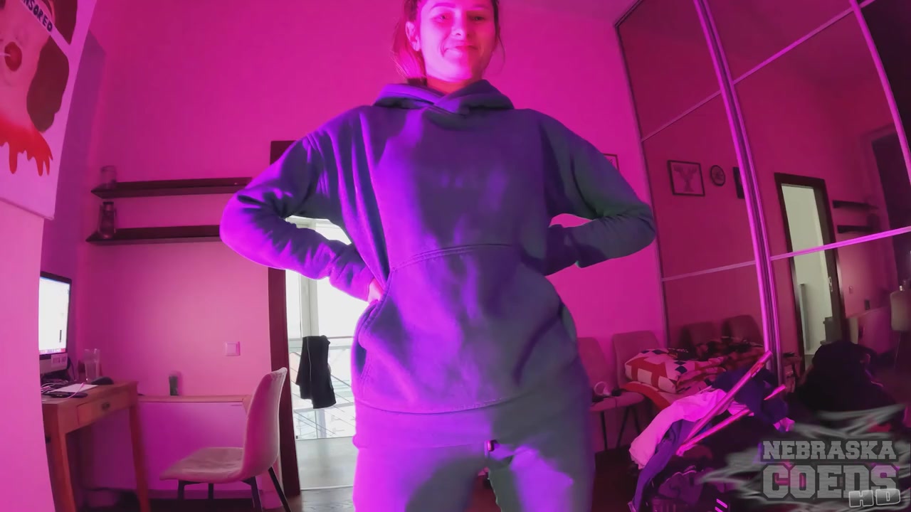Josie Fresh Gives Lucky Cameraman A Pov Handjob Between The Scenes Cum On Her Tits