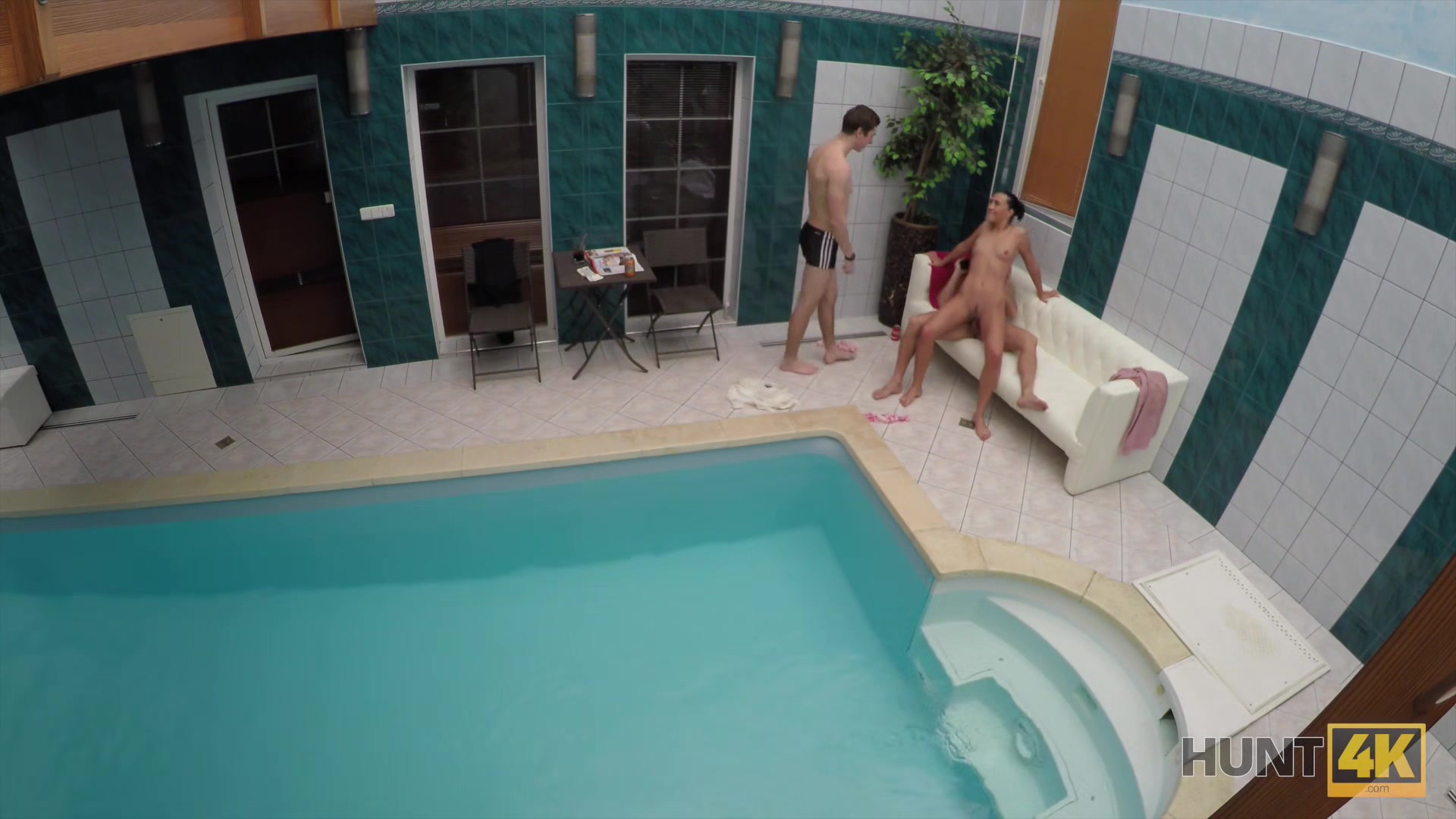HUNT4K. Cheap slut does her best to stay at spa with her bf