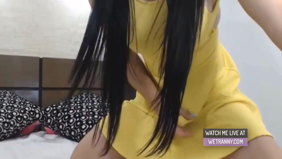 Real Amateur Shemale Teasing On Cam 12 Min