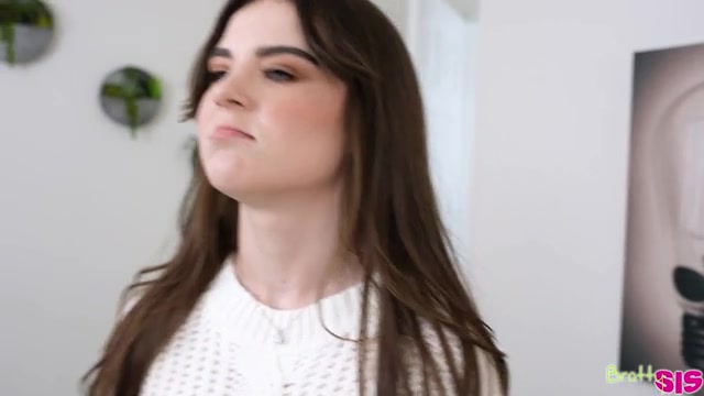 Banging Stepbro During Class - S31:E5 - Brattysis