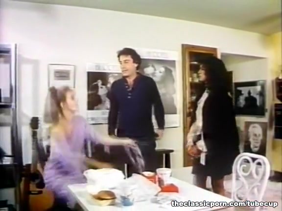 Threesome retro fucking hot scenes