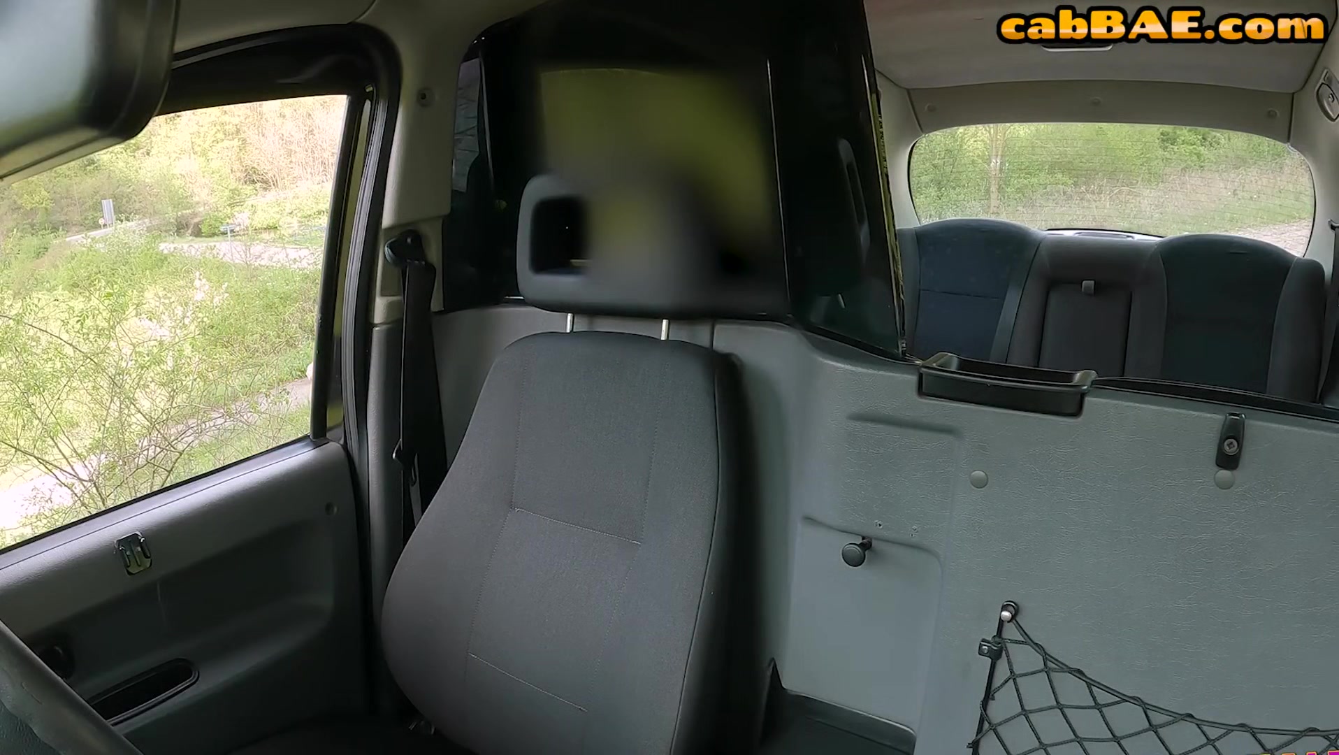 Cumthirsty bae cockriding hard in car
