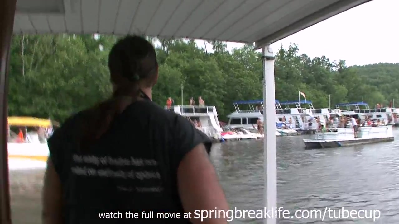 SpringBreakLife Video: Swimming For Pussy