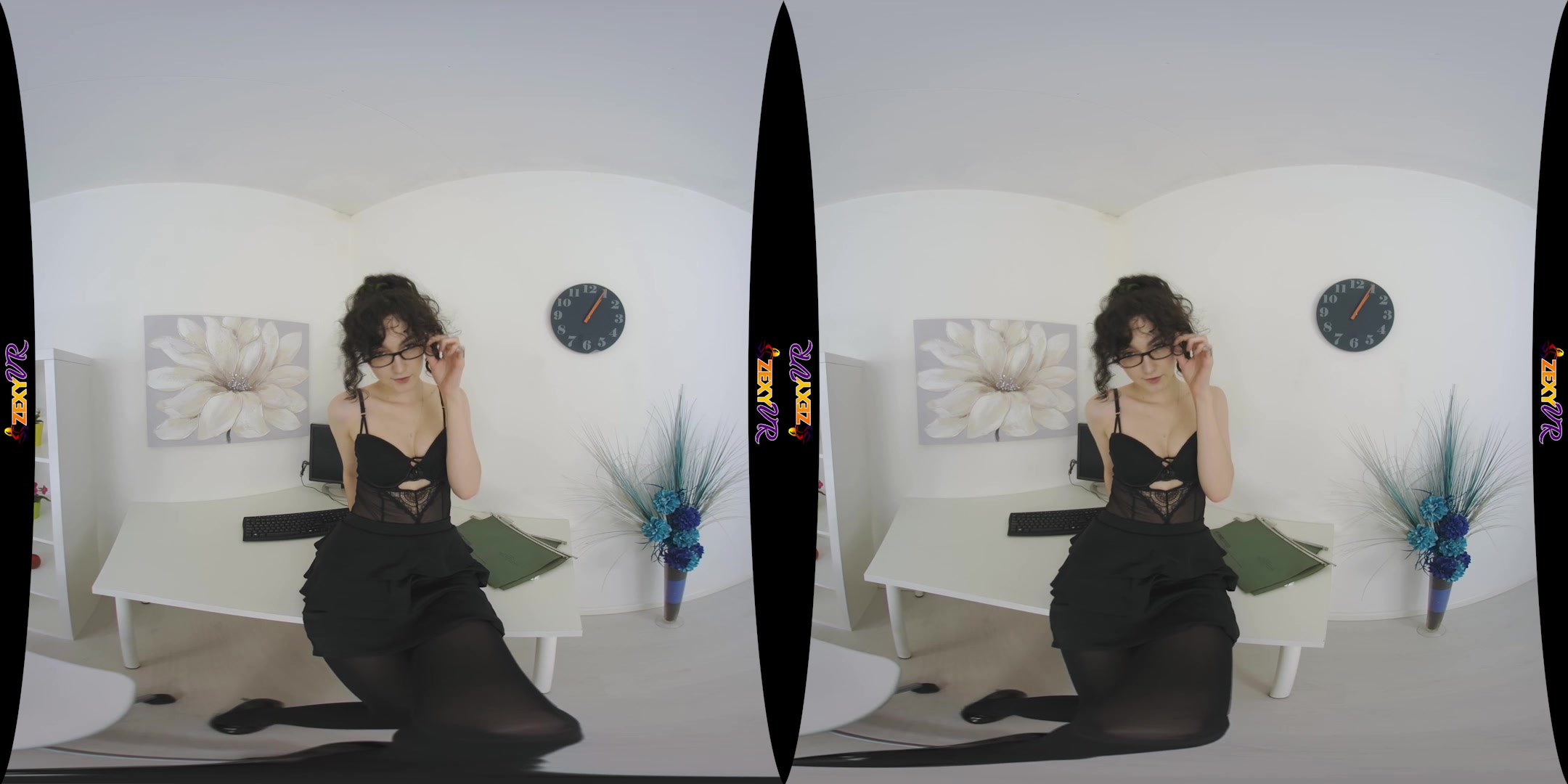 Personal Assistant featuring Millie Parker - ZexyVR