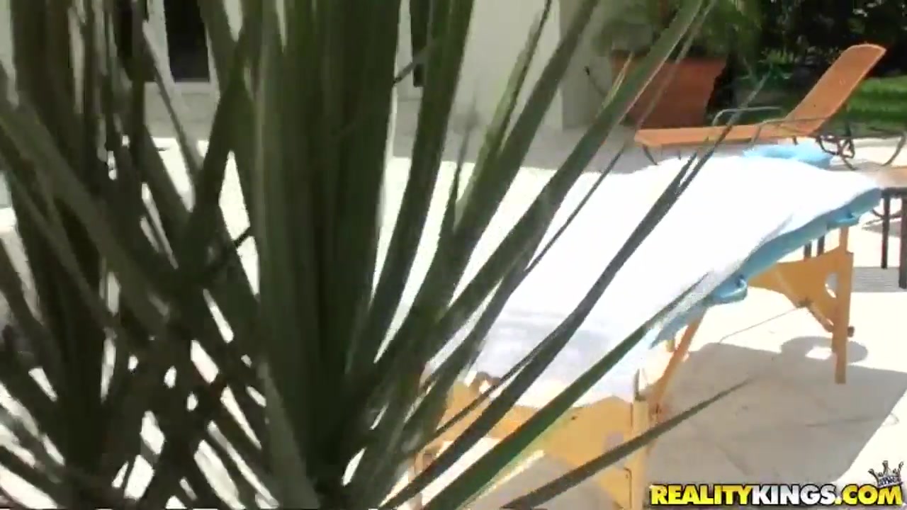 Jmac gives dirty massage to teen 18+ slut Krystal Jane