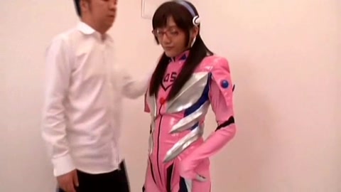 Cosplay Porn: Makinami Mari Illustrious 4