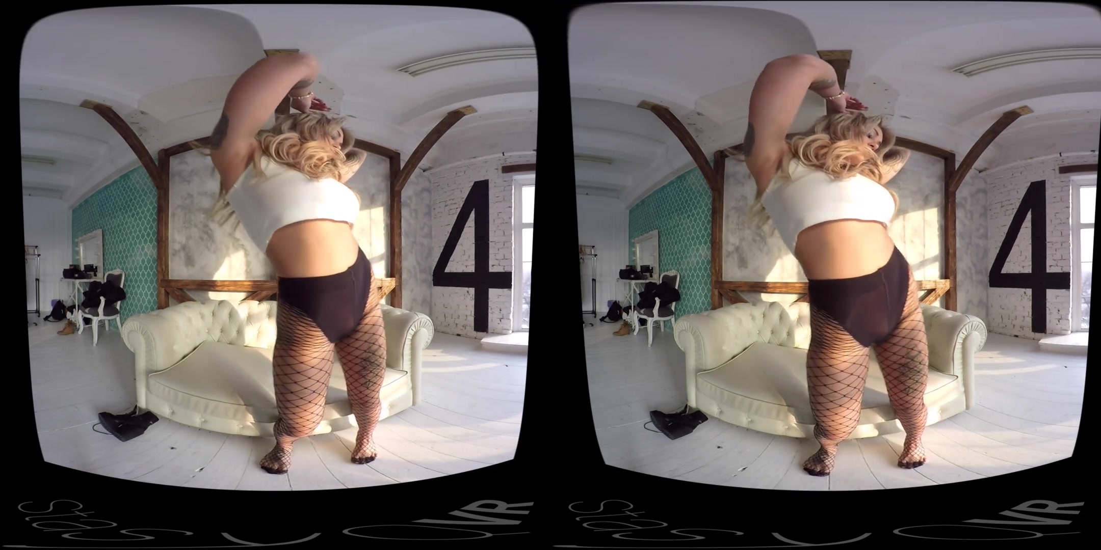 MiamiQ in Stasy In Fishnets - StasyQVR