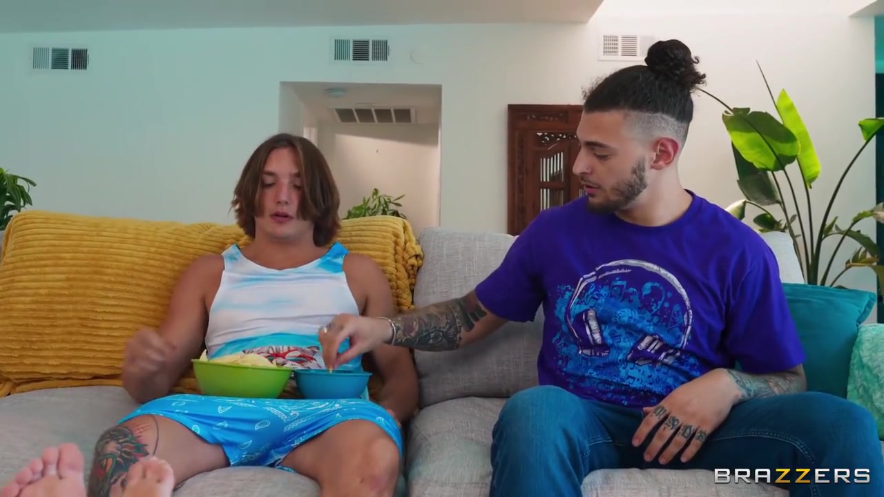 Renee Rose And Axel Haze - Both And His Roommate Adonis Fuck His Girlfriend
