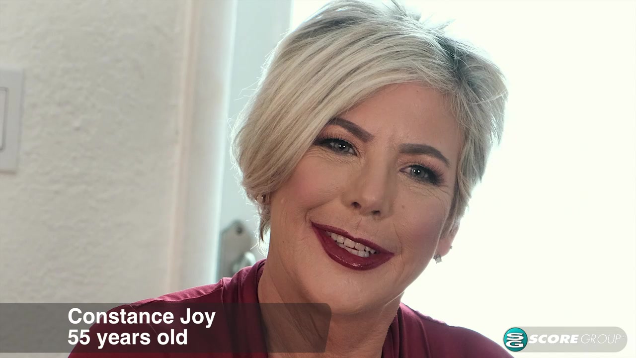 Constance breaks his mature woman cherry - 50PlusMilfs