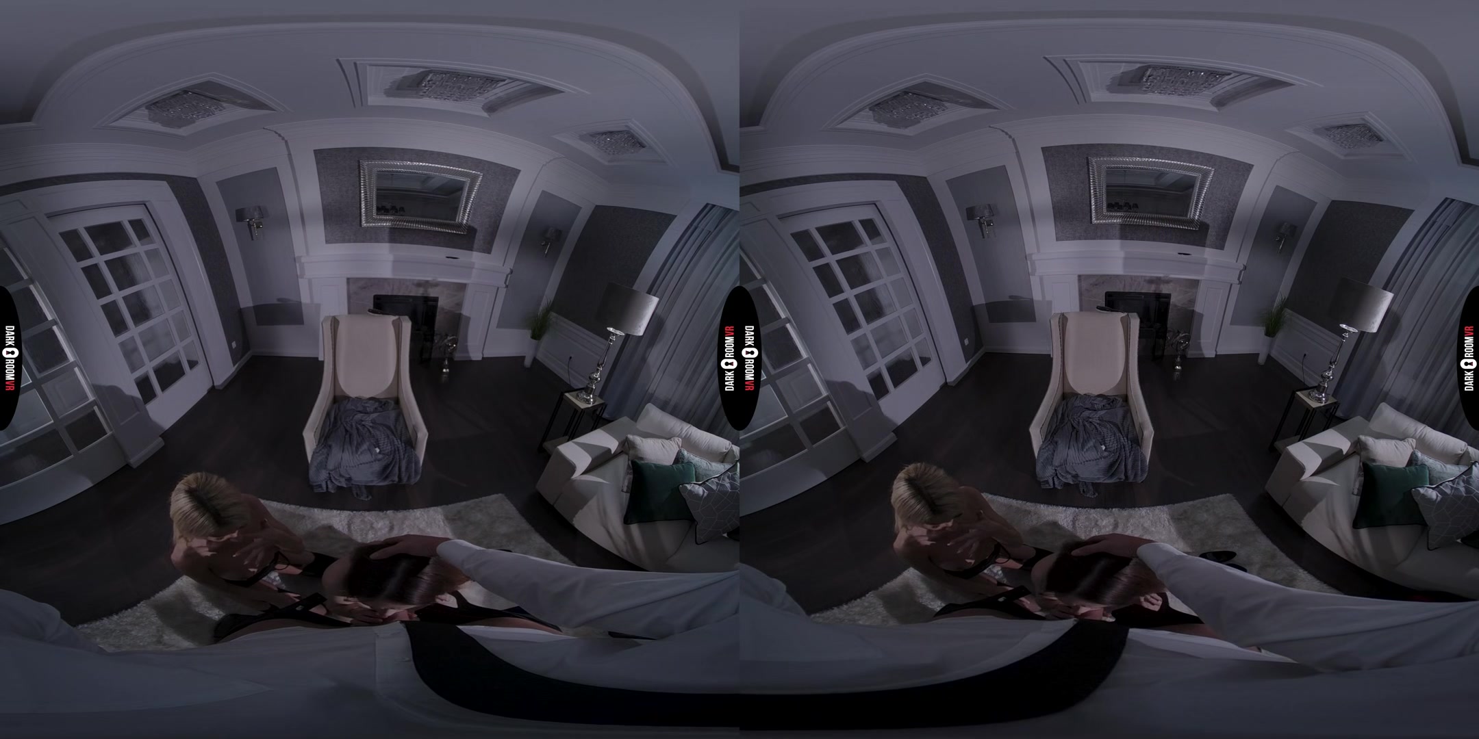 Liz Ocean & Avrora Lacosta VR Porn: Meet Your New Toy - DarkRoomVR